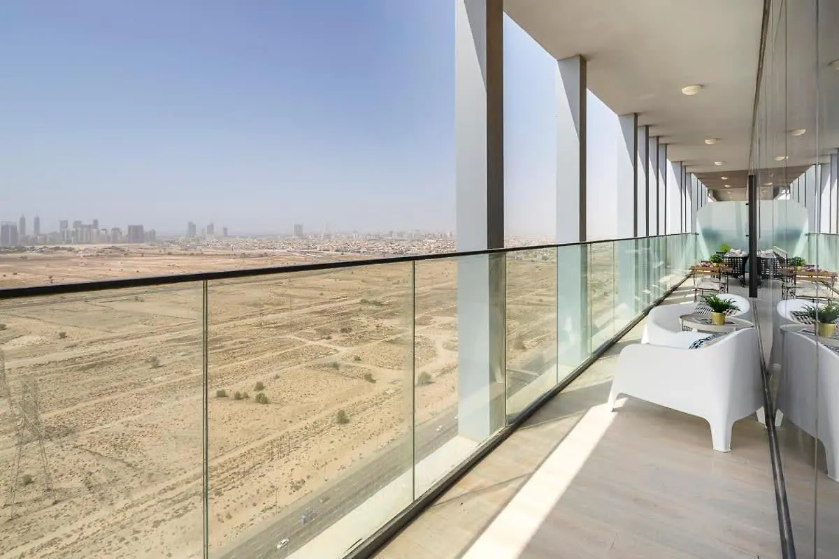 Frank Porter - Bloom Tower A Dubaj 0*,  Spojené arabské emiráty