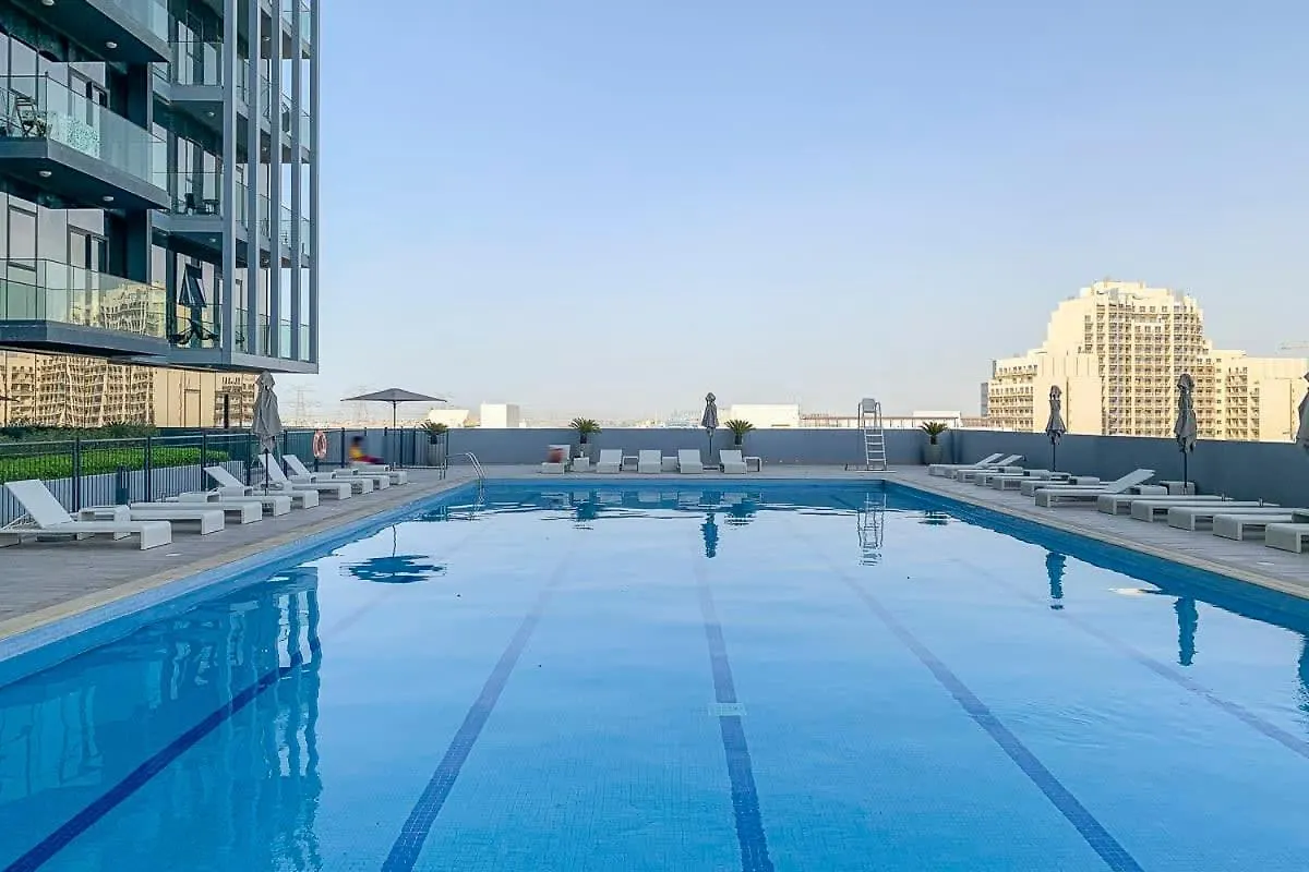 Frank Porter - Bloom Tower A Dubaj Egyesült Arab Emírségek