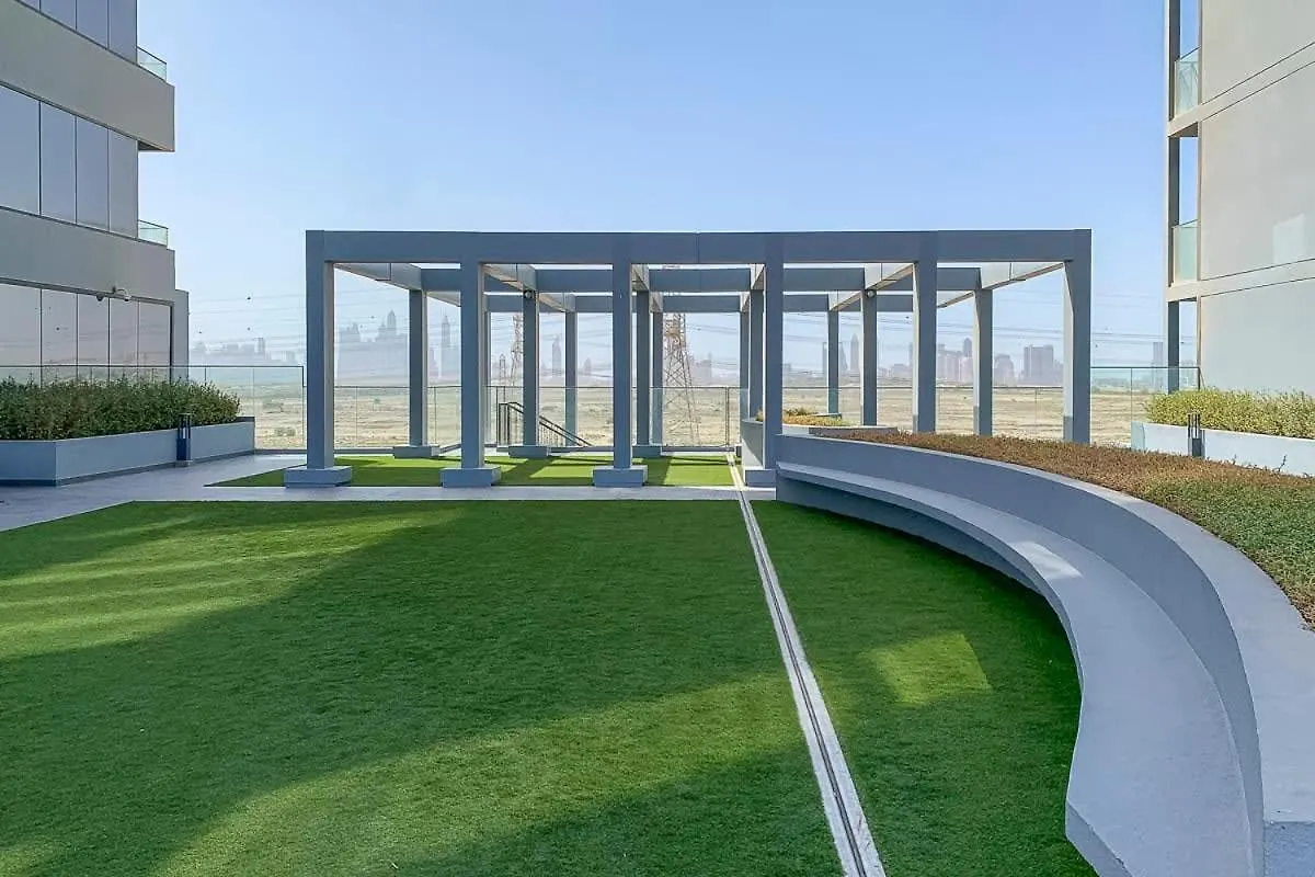 Frank Porter - Bloom Tower A Dubaj 0*,  Egyesült Arab Emírségek